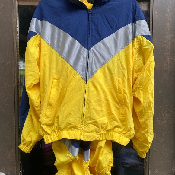 LizSport Men’s complete Set Sport Wear Size Large - Picture 5 of 8